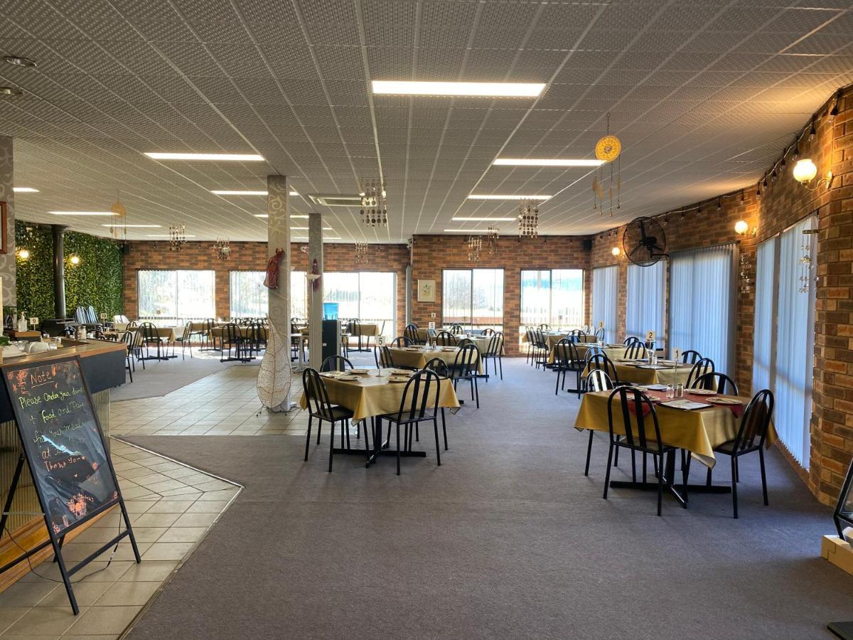 Mountain Creek Motel Bar & Restaurant Mount Beauty Dış mekan fotoğraf